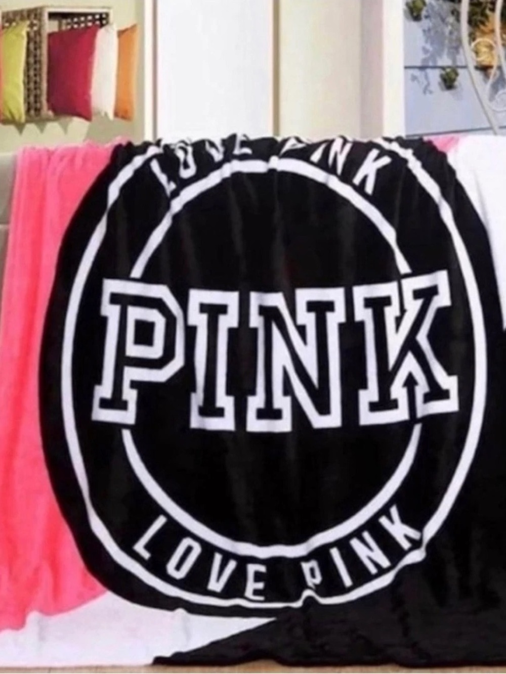 PINK Victoria's Secret Black and Pink Logo Plush Throw
